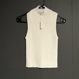 Mockneck sleeveless sweater